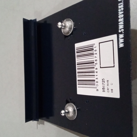 Swarovski crystal silver hoop earrings - Picture 3 of 6